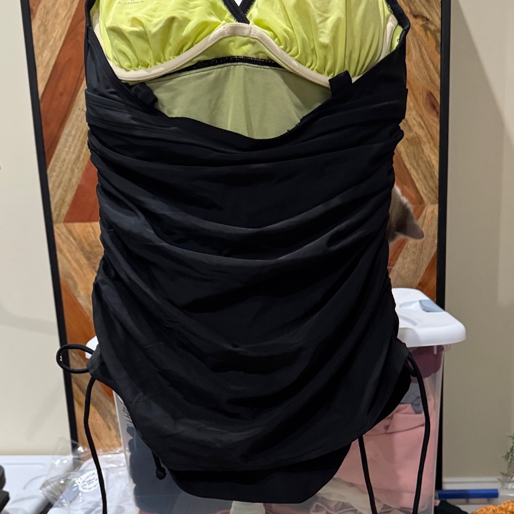Athleta Black Ruched One-Piece Swimsuit - Picture 4 of 4